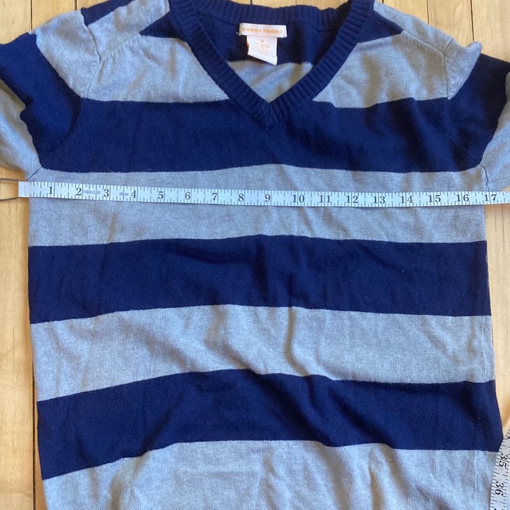 Sweet Romeo Sweater - Picture 5 of 7